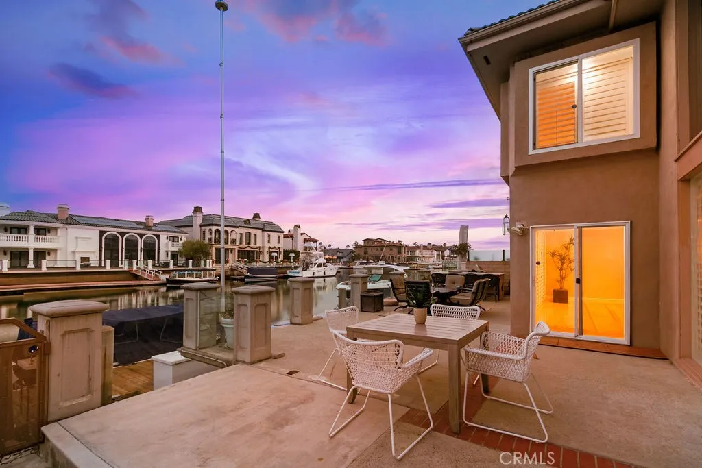 16712 Baruna, Huntington Beach, California 92649 home-pic-2